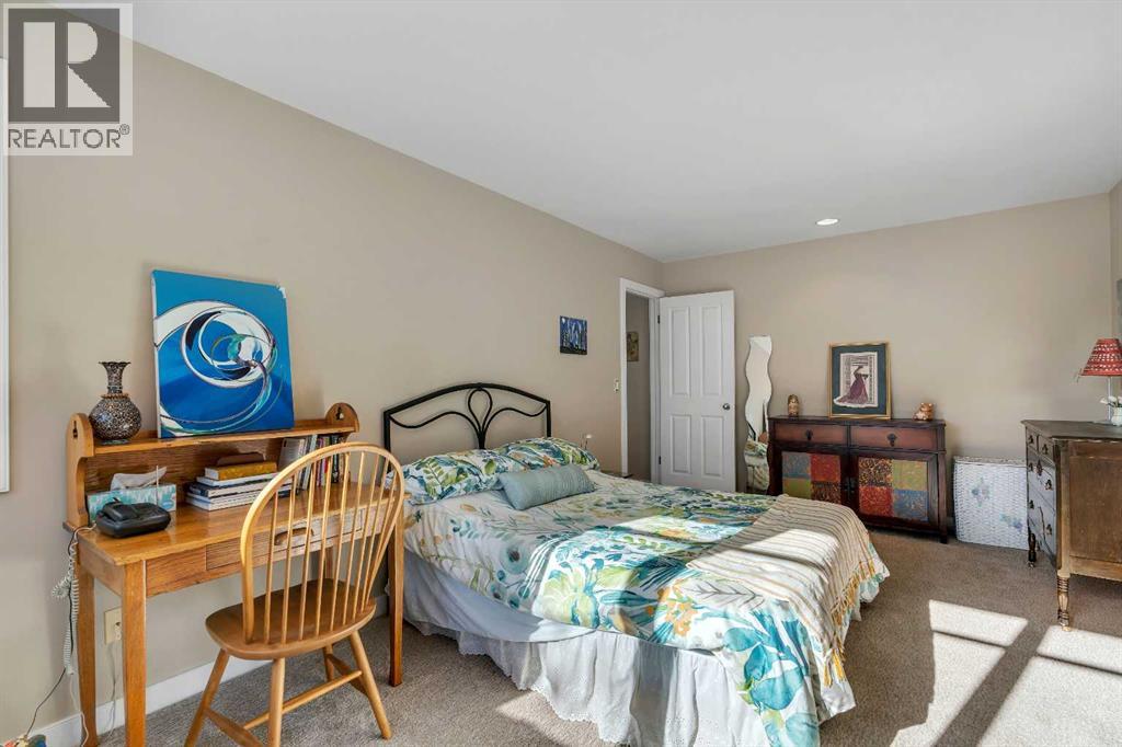 2215 2 Avenue Nw, Calgary, Alberta  T2N 0H1 - Photo 30 - A2266107