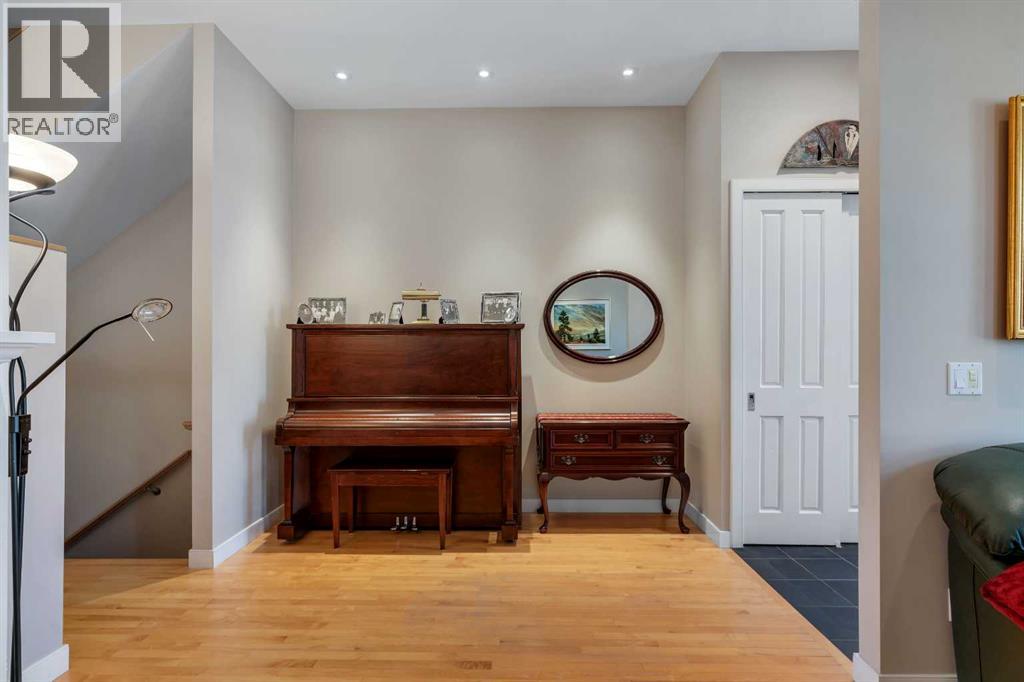 2215 2 Avenue Nw, Calgary, Alberta  T2N 0H1 - Photo 8 - A2266107