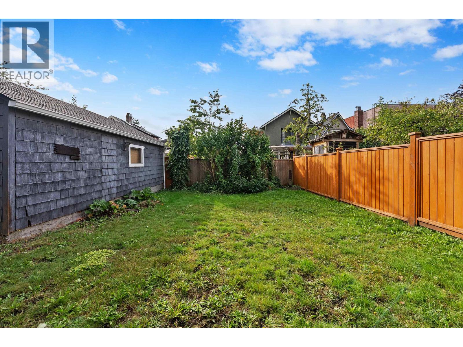 1732 E 3rd Avenue, Vancouver, British Columbia  V5N 1H2 - Photo 32 - R3058393