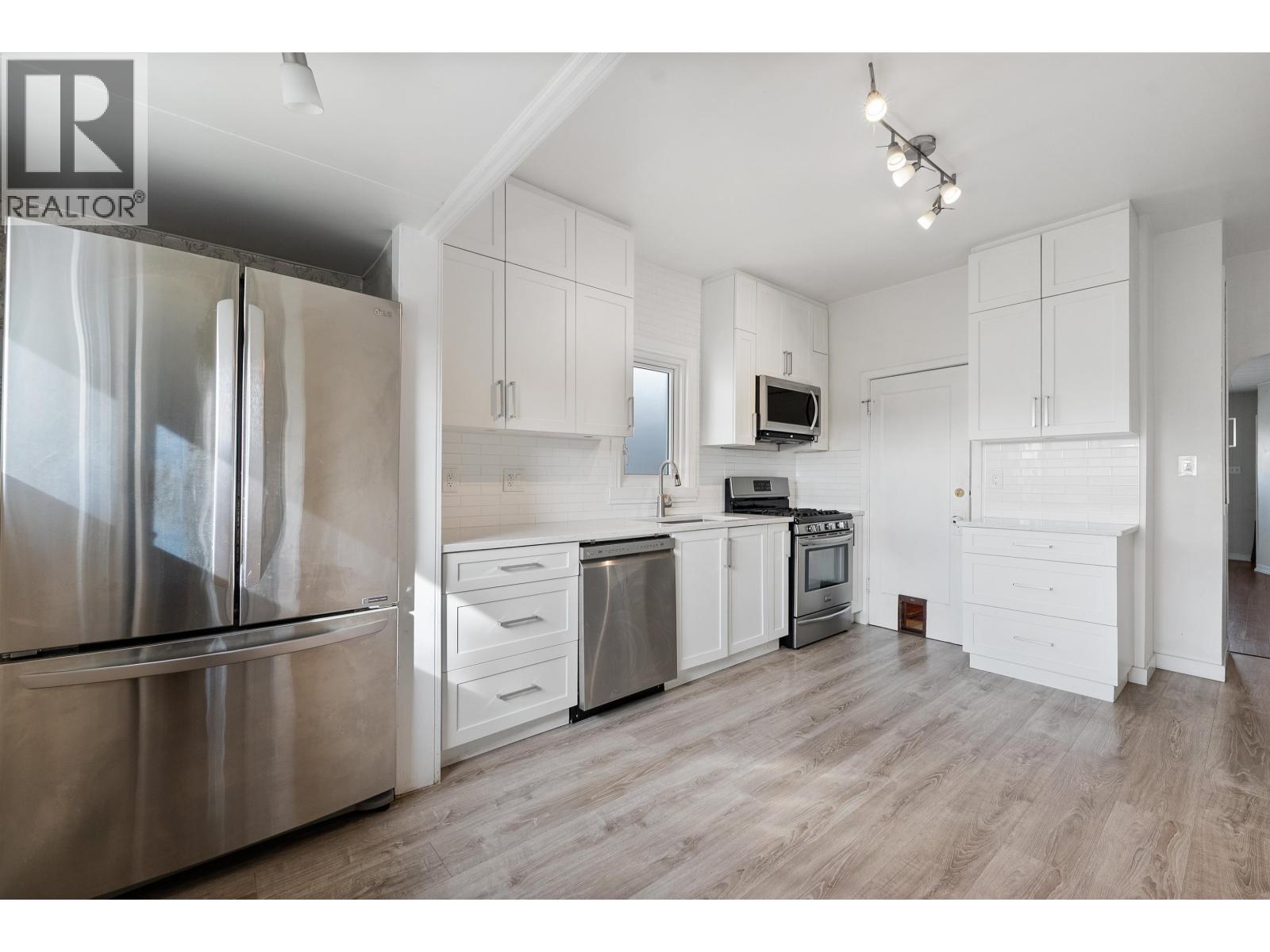 1732 E 3rd Avenue, Vancouver, British Columbia  V5N 1H2 - Photo 15 - R3058393