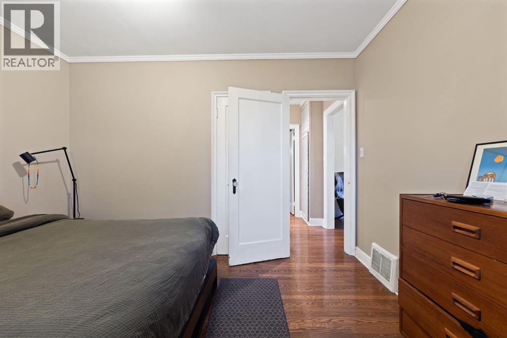 315 12 Avenue Nw, Calgary, Alberta  T2M 0C8 - Photo 10 - A2267675