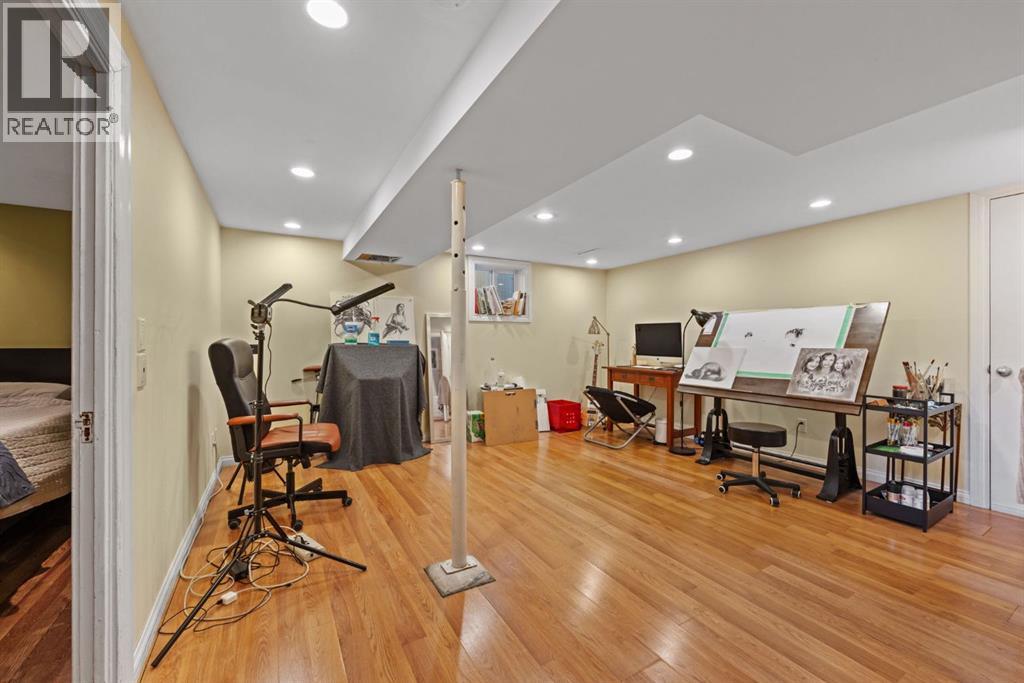 315 12 Avenue Nw, Calgary, Alberta  T2M 0C8 - Photo 16 - A2267675