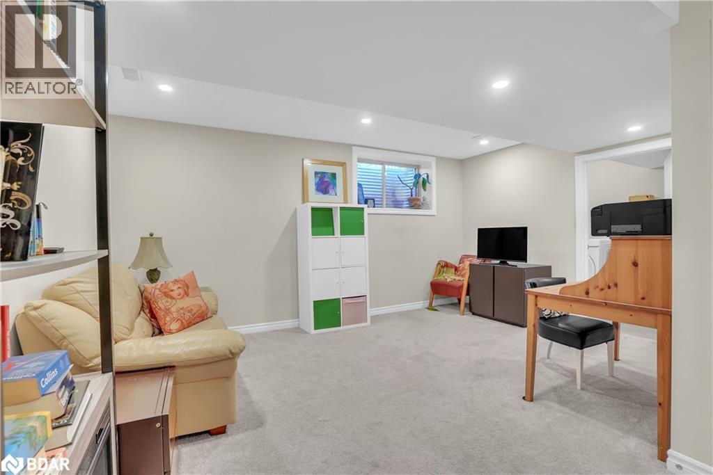 22 Bianca Crescent, Wasaga Beach, Ontario  L9Z 0H7 - Photo 10 - 40784175