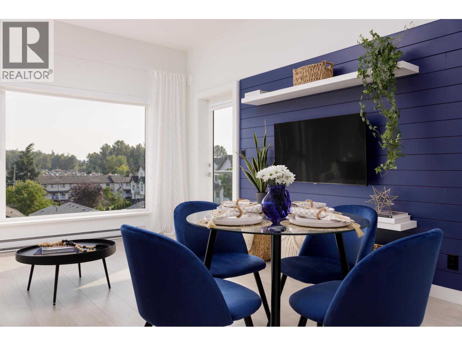 411 2345 Rindall Avenue, Coquitlam, British Columbia  V3C 1V3 - Photo 1 - R3062965