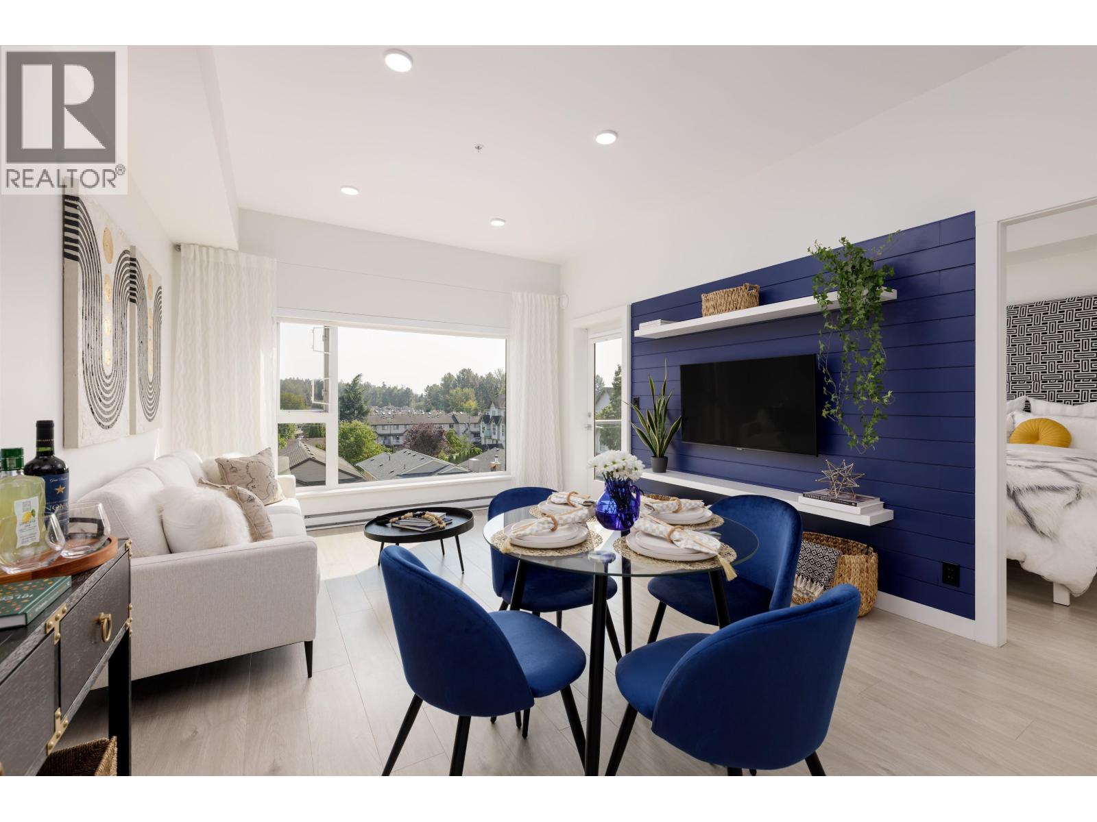 411 2345 Rindall Avenue, Coquitlam, British Columbia  V3C 1V3 - Photo 2 - R3062965