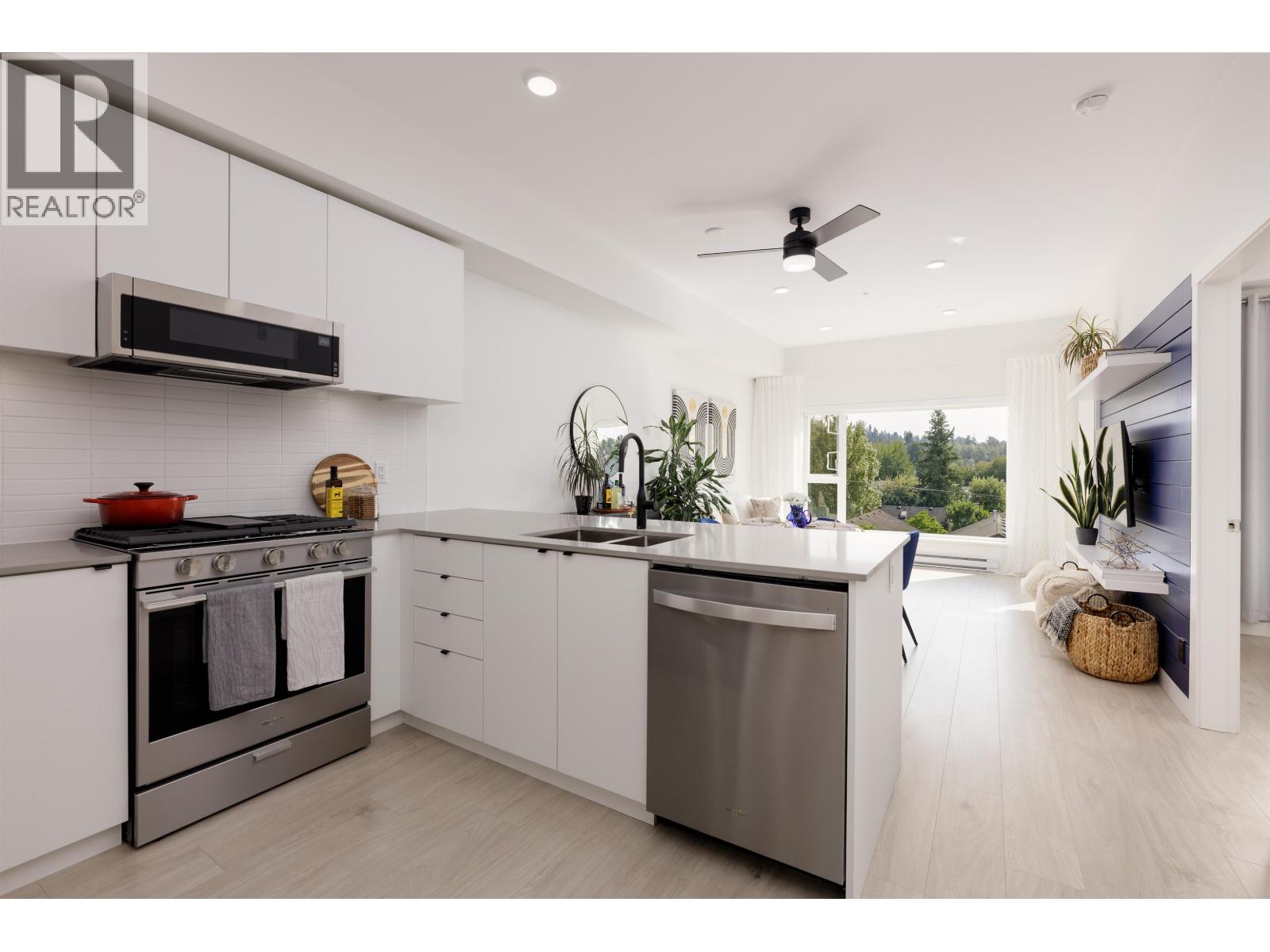 411 2345 Rindall Avenue, Coquitlam, British Columbia  V3C 1V3 - Photo 7 - R3062965