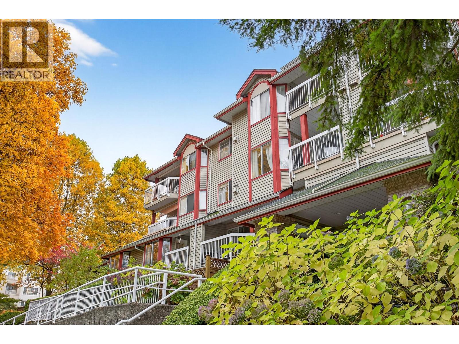 107 1215 Pacific Street, Coquitlam, British Columbia  V3B 7M4 - Photo 2 - R3062982