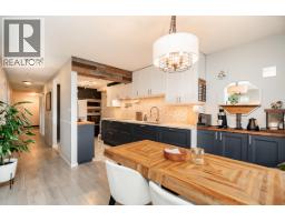 301 7465 SANDBORNE AVENUE, Burnaby, British Columbia