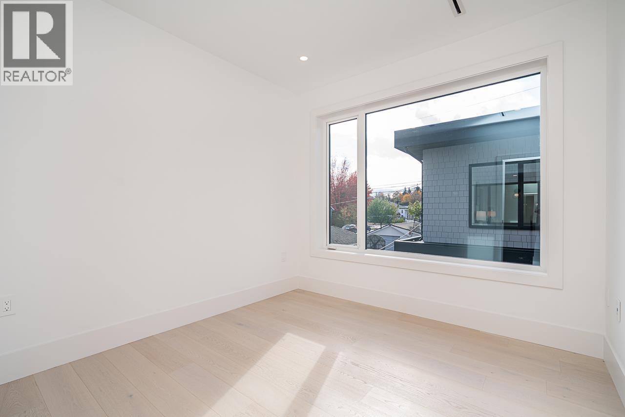 2 2460 Adanac Street, Vancouver, British Columbia  V5K 2M4 - Photo 15 - R3062993