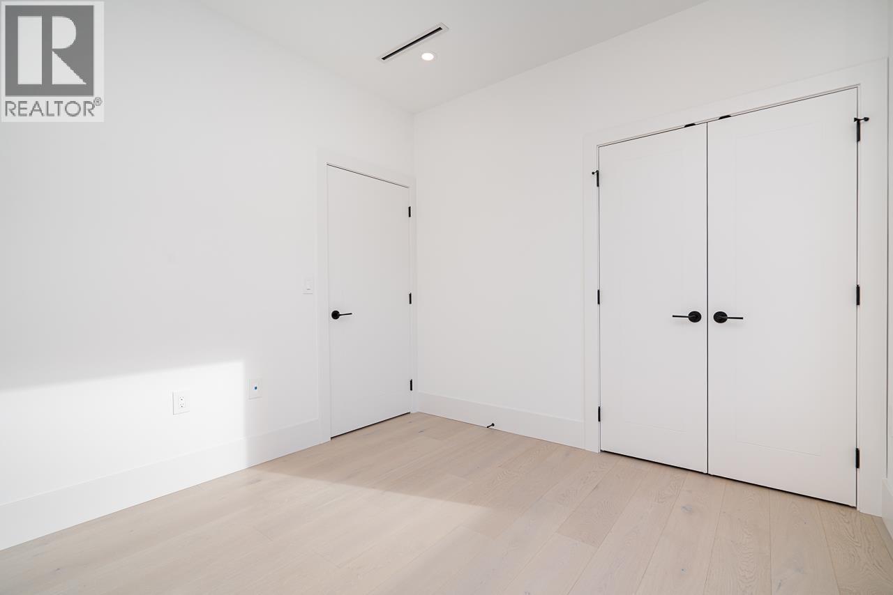 2 2460 Adanac Street, Vancouver, British Columbia  V5K 2M4 - Photo 16 - R3062993