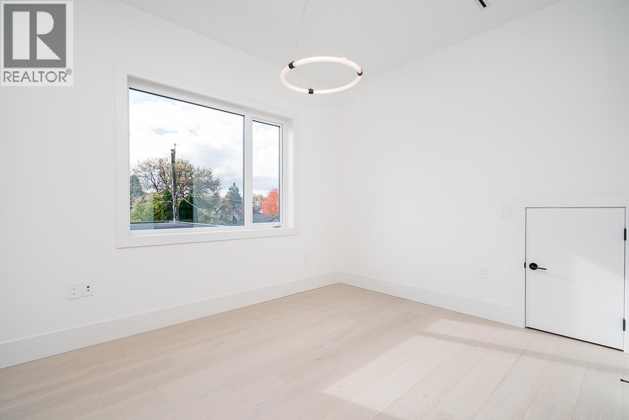 2 2460 Adanac Street, Vancouver, British Columbia  V5K 2M4 - Photo 25 - R3062993