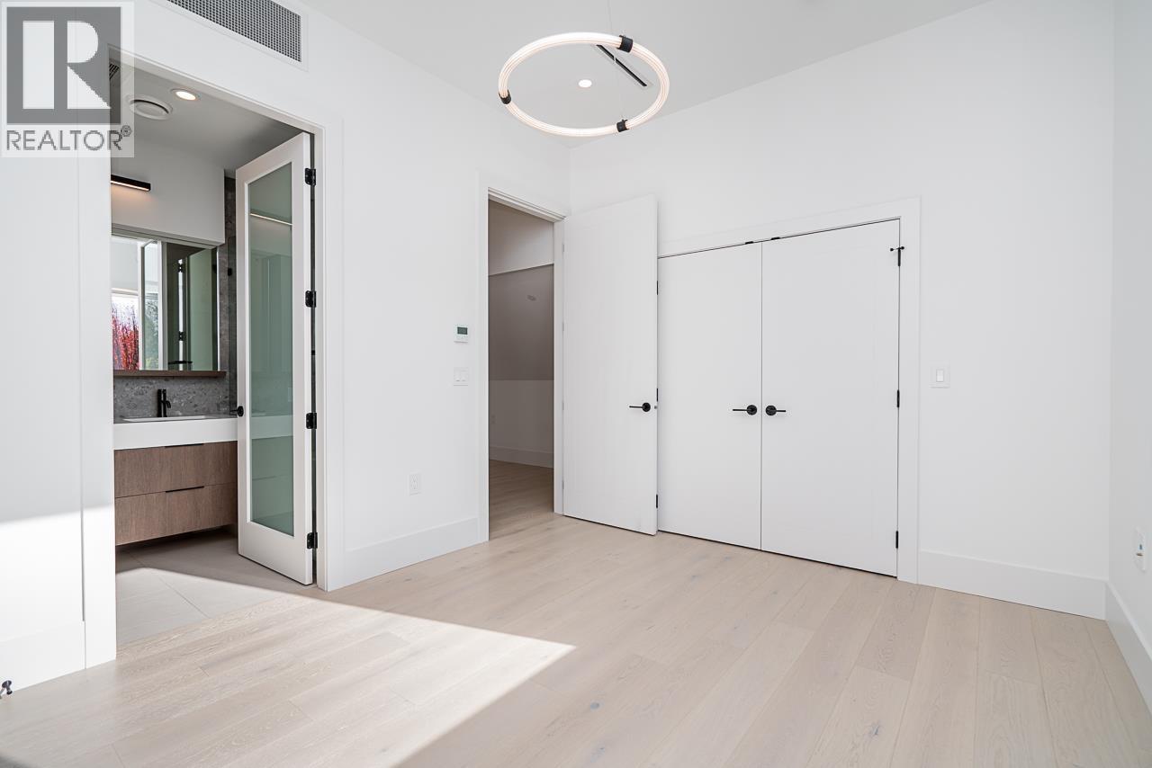 2 2460 Adanac Street, Vancouver, British Columbia  V5K 2M4 - Photo 26 - R3062993