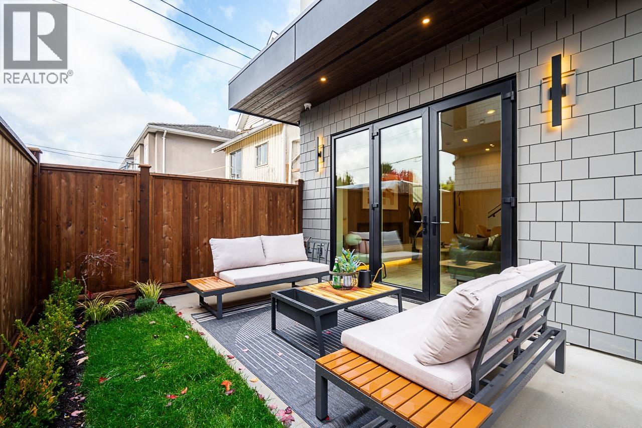 2 2460 Adanac Street, Vancouver, British Columbia  V5K 2M4 - Photo 34 - R3062993