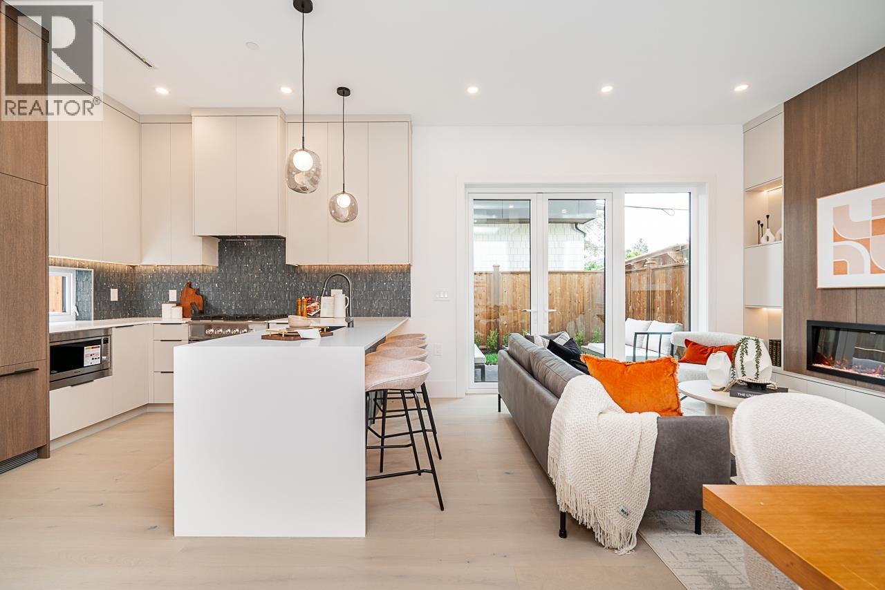 2 2460 Adanac Street, Vancouver, British Columbia  V5K 2M4 - Photo 8 - R3062993