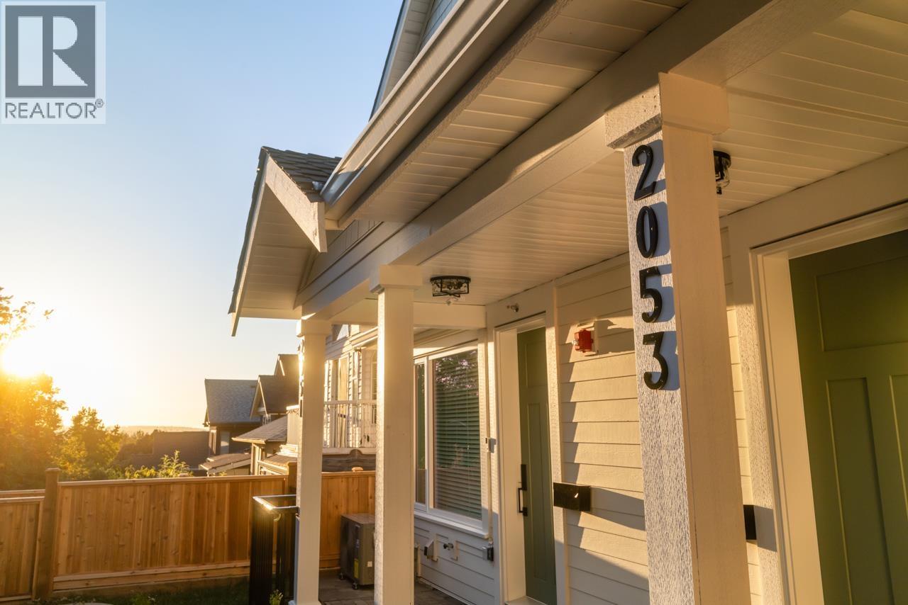 2053 E 4th Avenue, Vancouver, British Columbia  V5N 1K5 - Photo 2 - R3062994