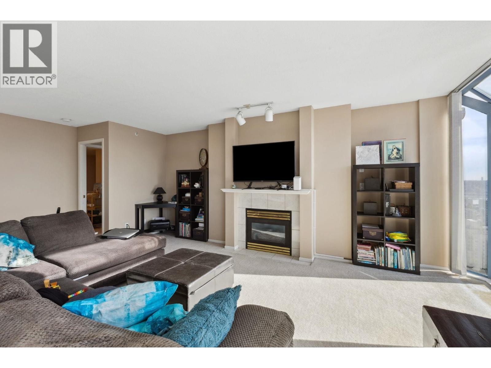 2204 739 Princess Street, New Westminster, British Columbia  V3M 6V6 - Photo 10 - R3063011