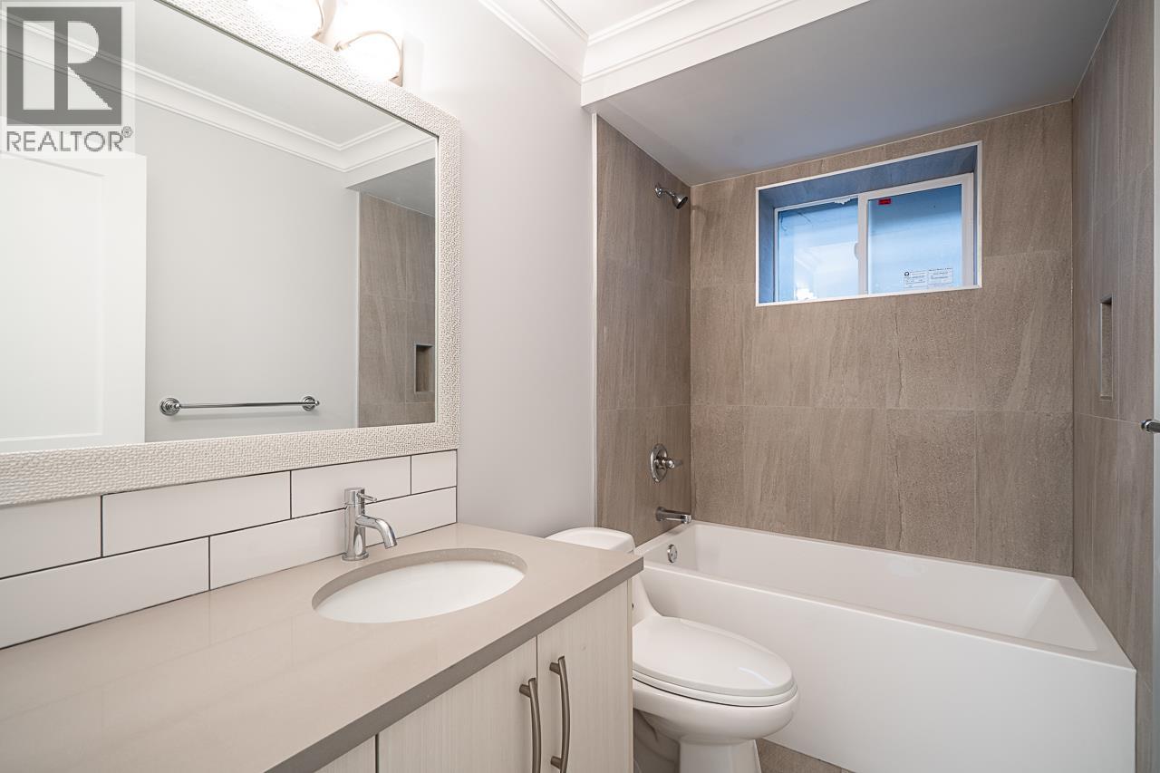 6792 Elwell Street, Burnaby, British Columbia  V5E 1K1 - Photo 32 - R3062970