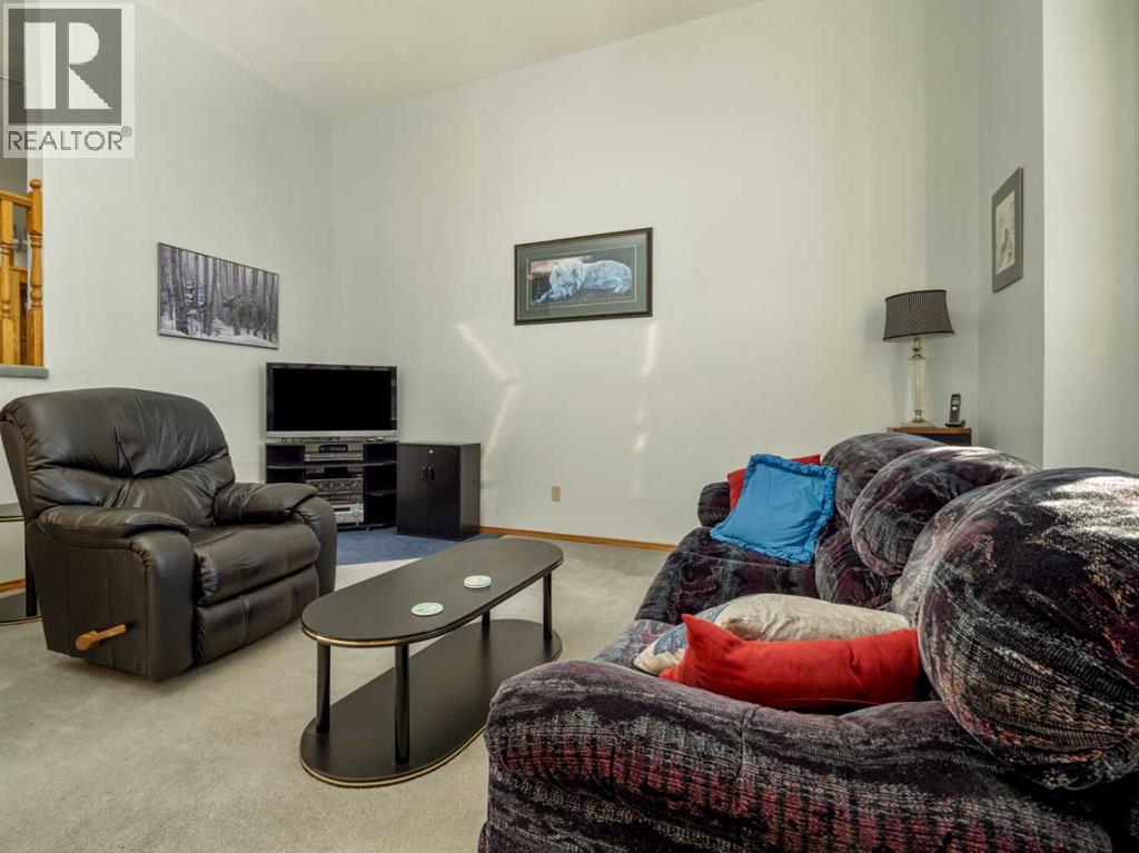 2120 17a Avenue, Coaldale, Alberta  T1M 1K3 - Photo 7 - A2266927