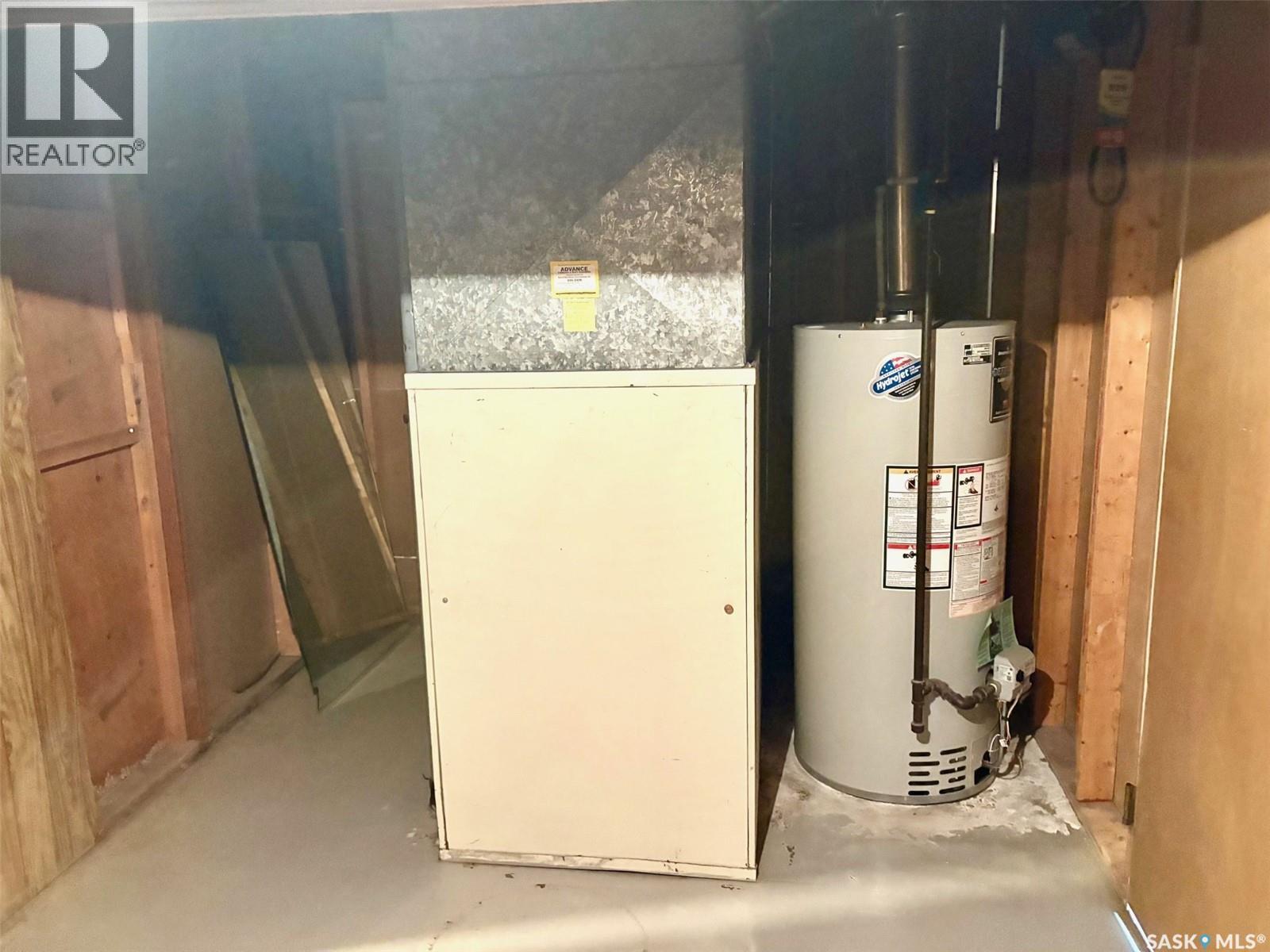 506 Grant Bay, Esterhazy, Saskatchewan  S0A 0X0 - Photo 23 - SK005189