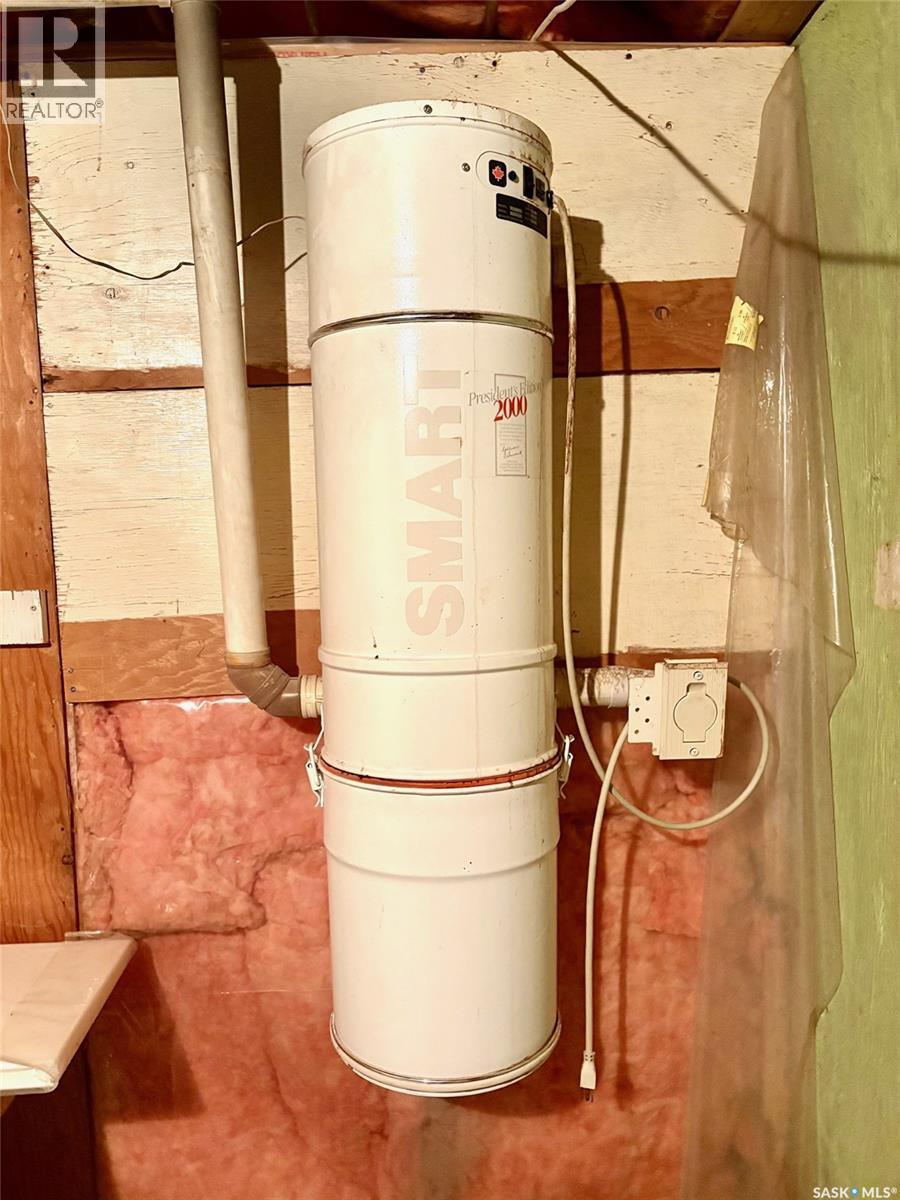 506 Grant Bay, Esterhazy, Saskatchewan  S0A 0X0 - Photo 24 - SK005189