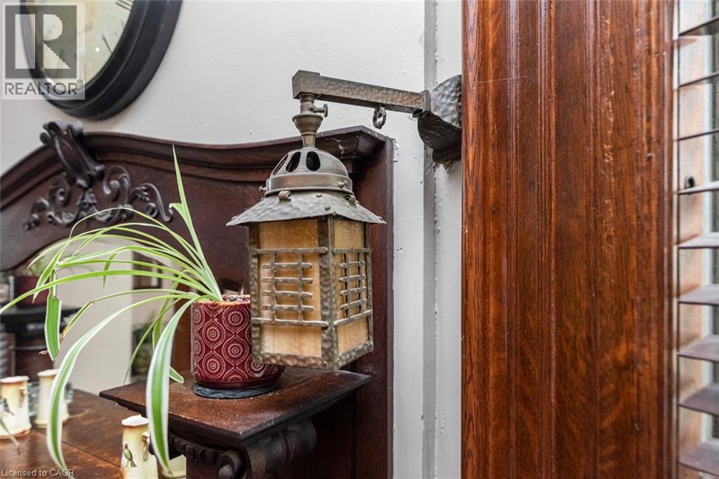 225 Broad Street E, Dunnville, Ontario  N1A 1G1 - Photo 4 - 40742566