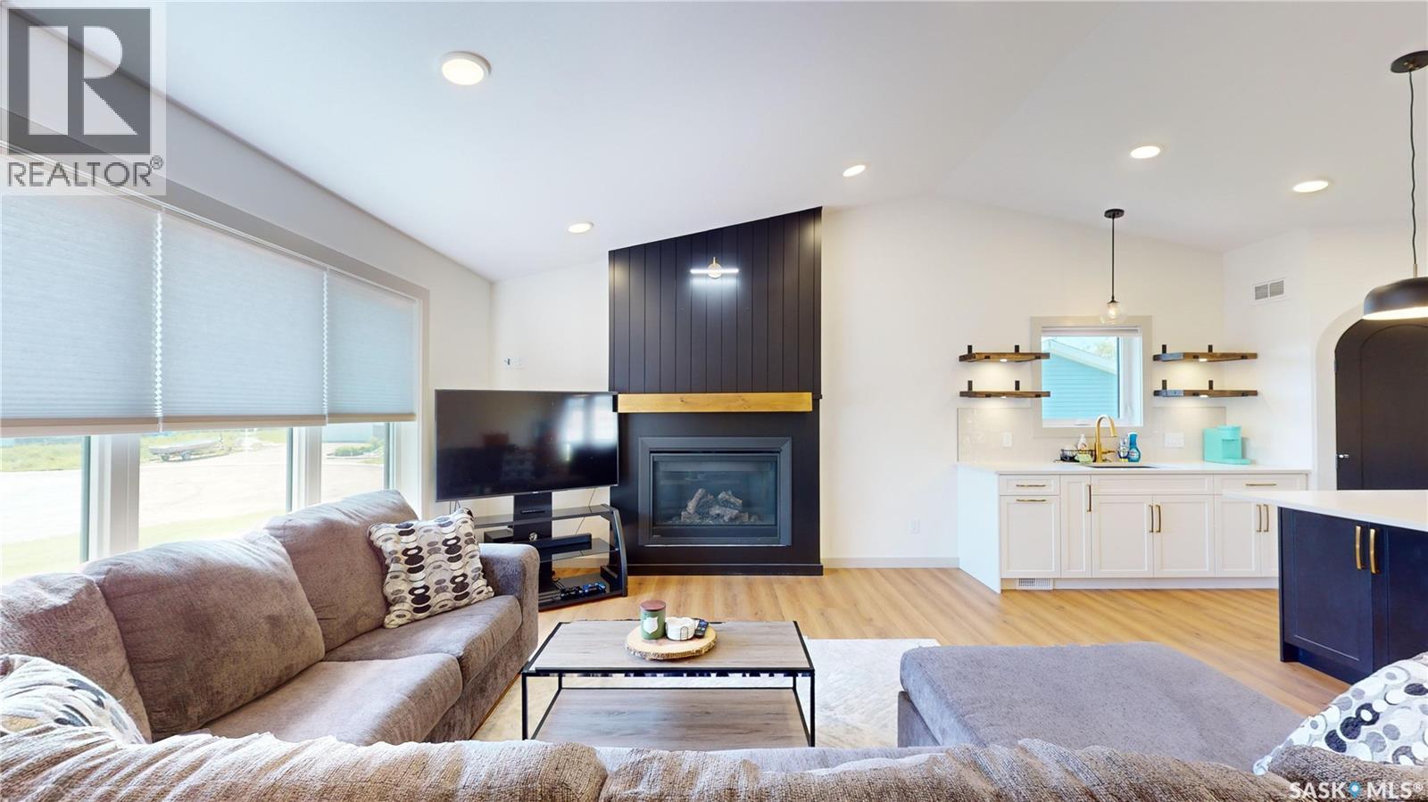 209 Willow Crescent, Waldheim, Saskatchewan  S0K 4R0 - Photo 4 - SK013013