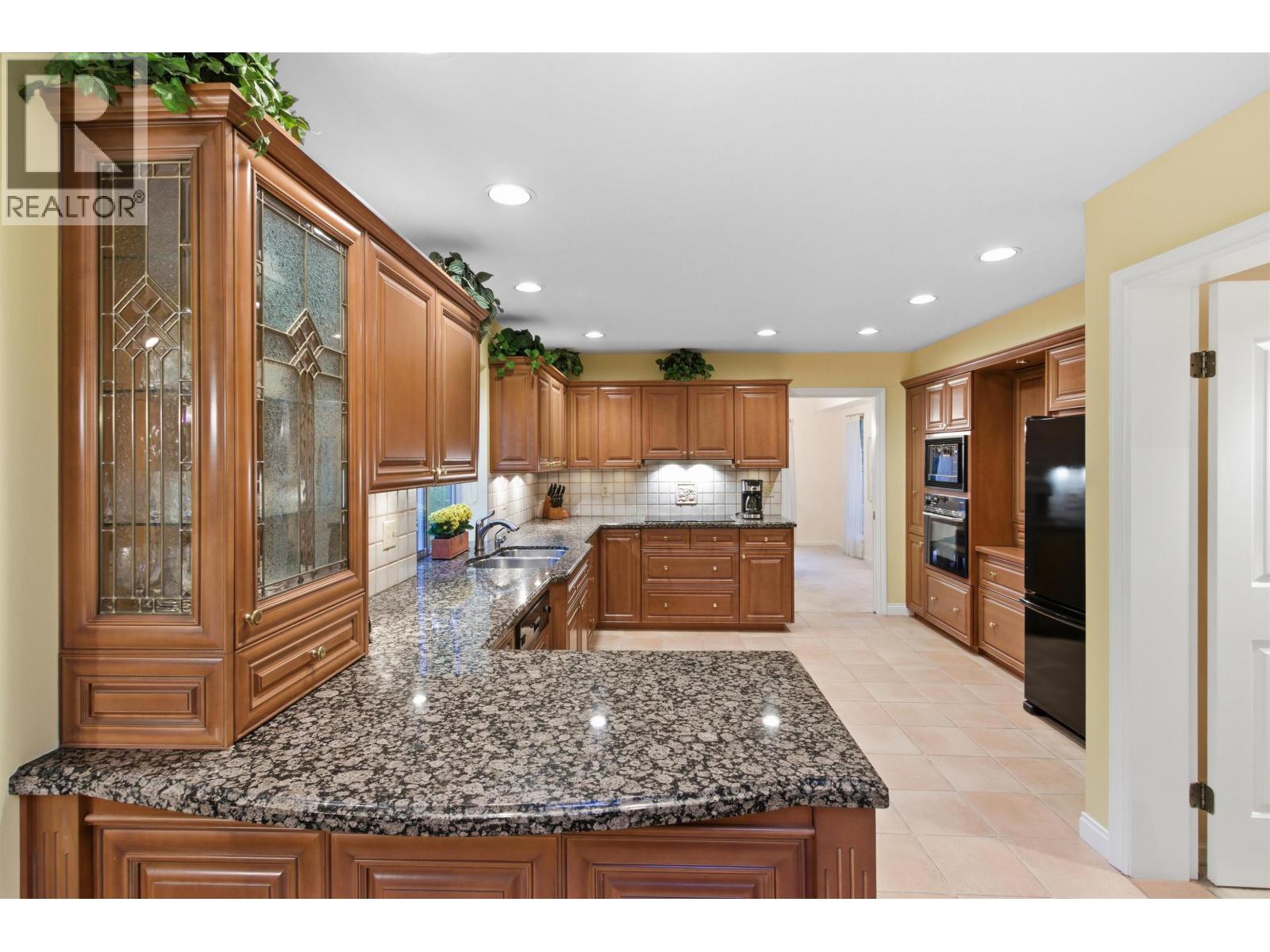 6960 Odlum Court, West Vancouver, British Columbia  V7W 3B6 - Photo 6 - R3061926