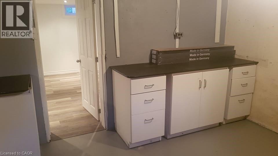 203 Erb Street, Waterloo, Ontario  N2J 1M7 - Photo 19 - 40783742