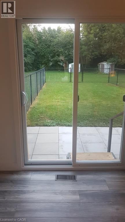 203 Erb Street, Waterloo, Ontario  N2J 1M7 - Photo 8 - 40783742