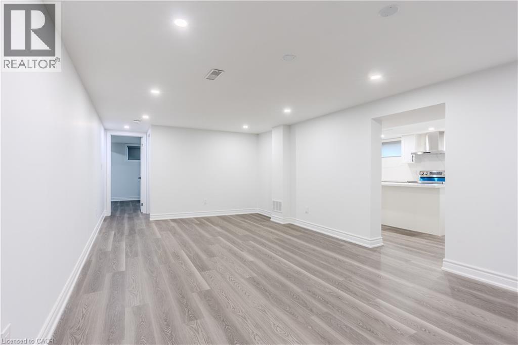 16 Doreen Court Unit# Lower, Hamilton, Ontario  L8T 2M3 - Photo 12 - 40782384