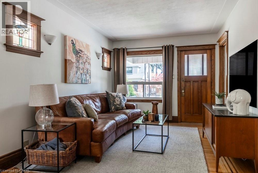 228 Edgemont Street S, Hamilton, Ontario  L8K 2J2 - Photo 4 - 40768054