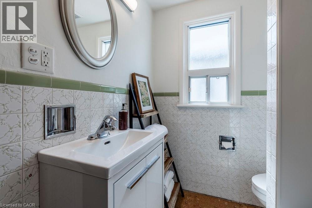 228 Edgemont Street S, Hamilton, Ontario  L8K 2J2 - Photo 38 - 40768054