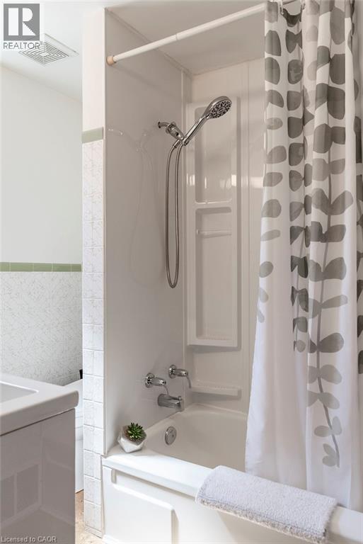 228 Edgemont Street S, Hamilton, Ontario  L8K 2J2 - Photo 36 - 40768054