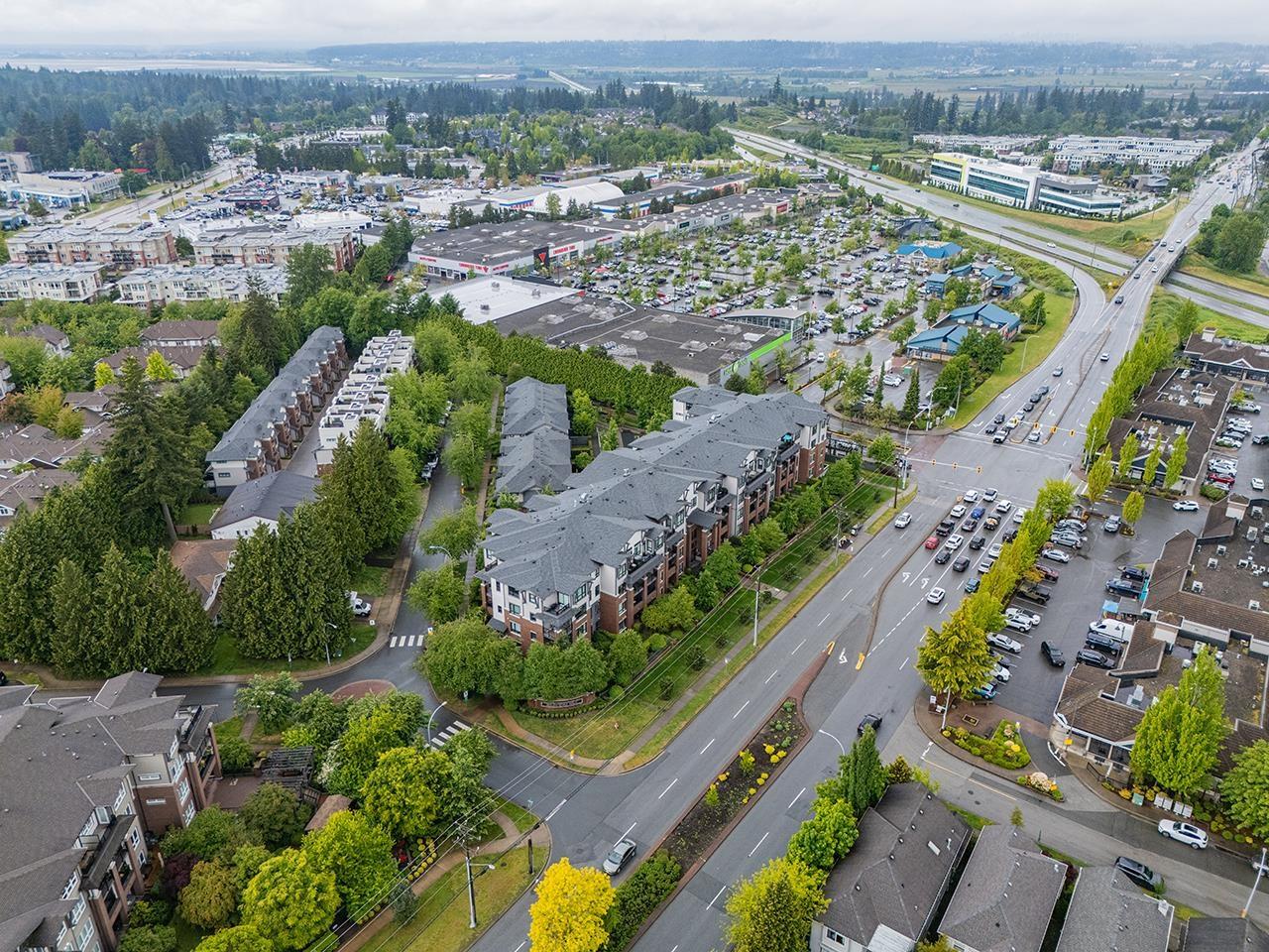 406 2960 151 Street, Surrey, British Columbia  V4P 0G3 - Photo 4 - R3063020