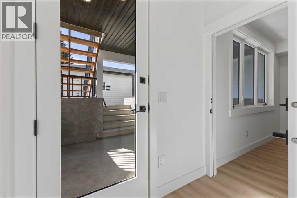 5007 21 Avenue Nw, Calgary, Alberta  T3B 0X3 - Photo 39 - A2266997