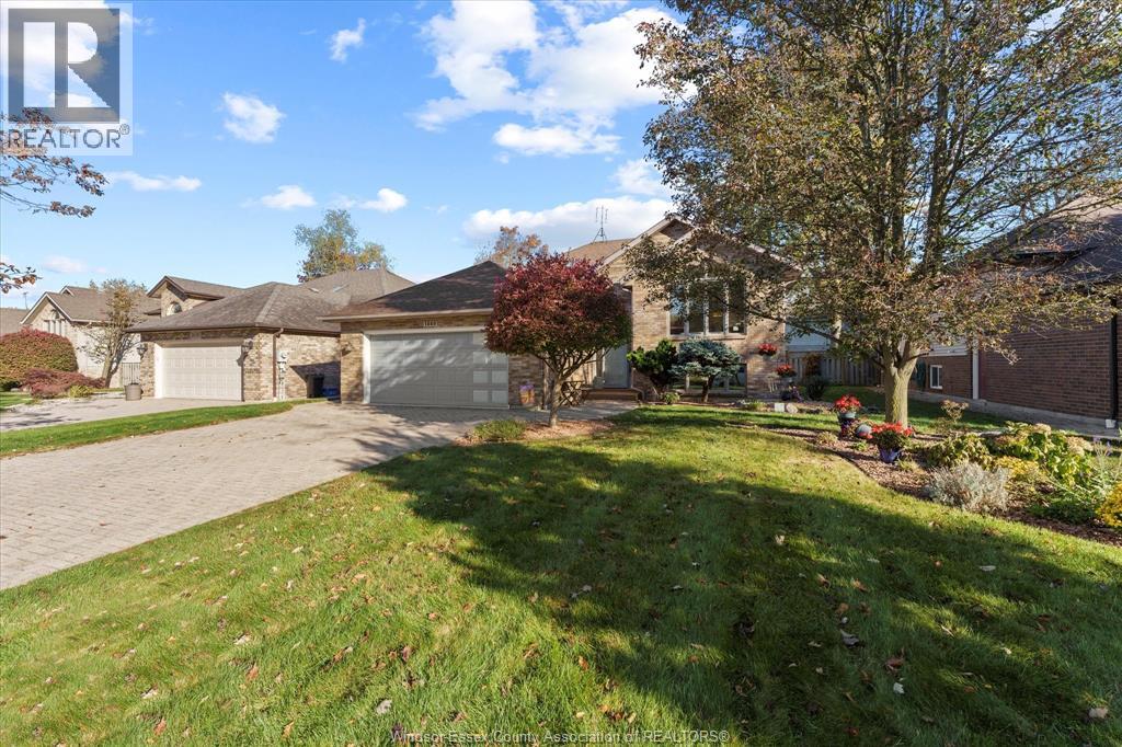 1660 Minto, Lasalle, Ontario  N9J 3H2 - Photo 3 - 25027503