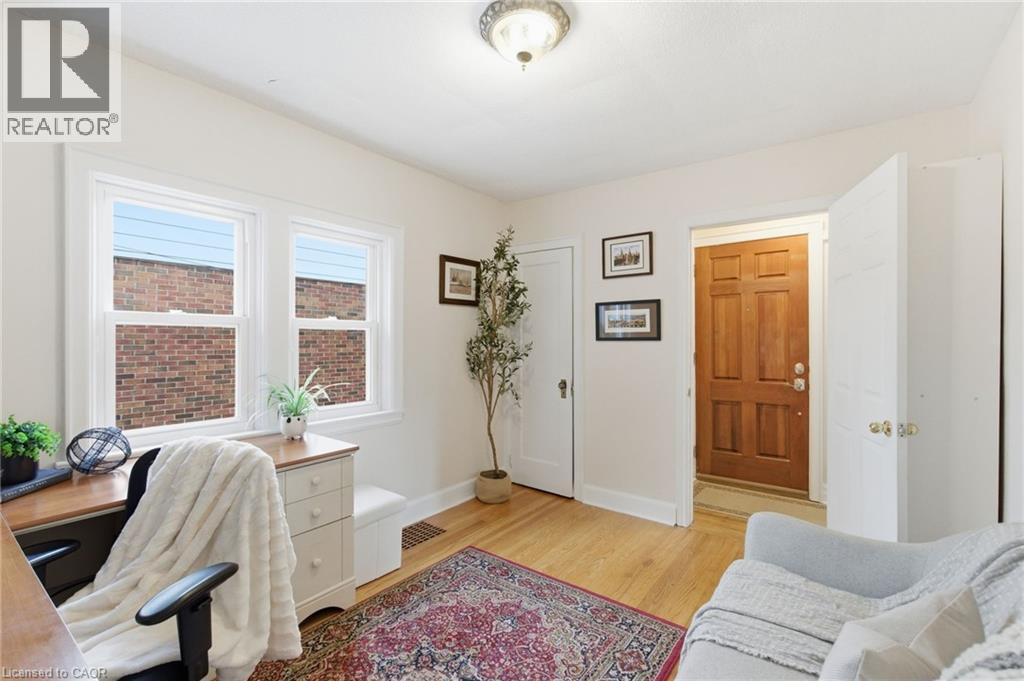 76 East 15th Street, Hamilton, Ontario  L9A 4E9 - Photo 8 - 40784140