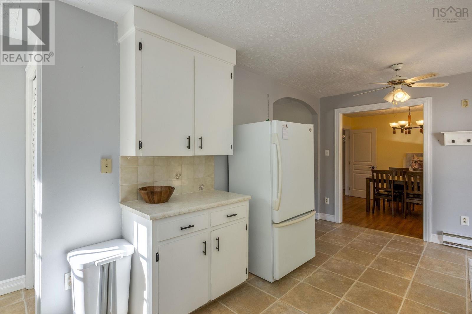 75 Perrier Drive, New Minas, Nova Scotia  B4N 4C4 - Photo 9 - 202526850