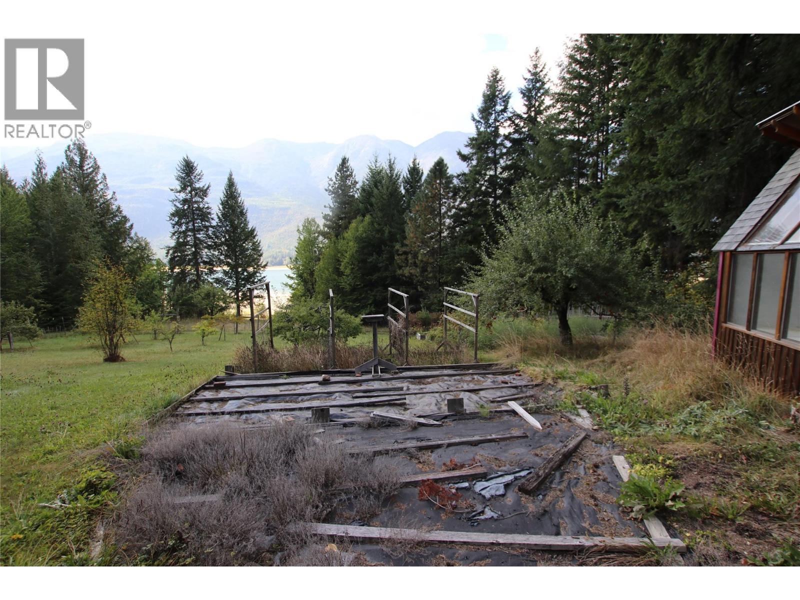 4512 Highway 6, Burton, British Columbia  V0G 1R1 - Photo 27 - 10364730