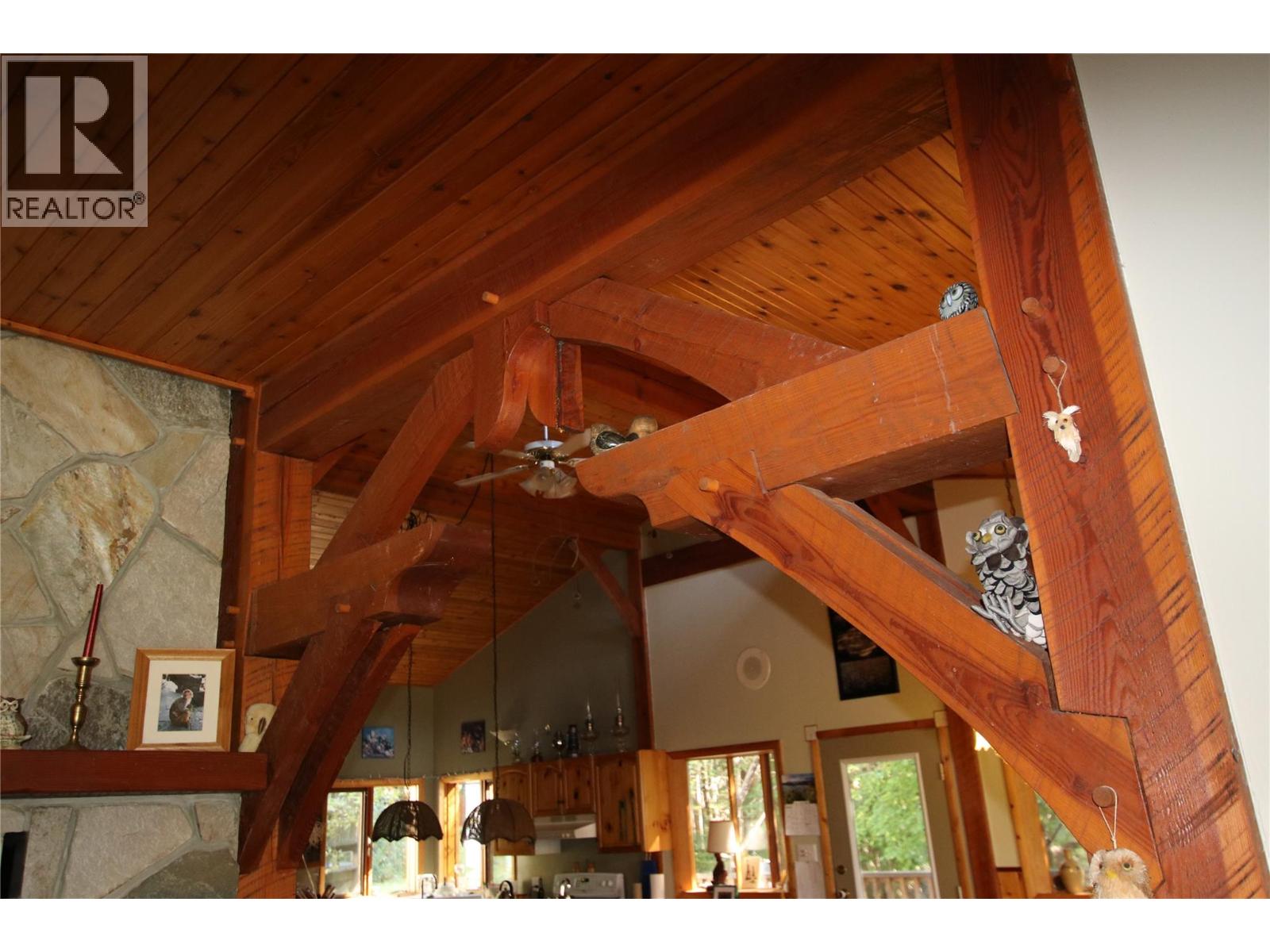 4512 Highway 6, Burton, British Columbia  V0G 1R1 - Photo 15 - 10364730