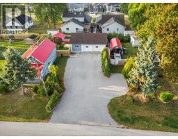 1057 OAK AVENUE, Kingsville, Ontario