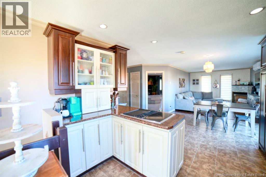 564 Principale, Beresford, New Brunswick  E8K 2A8 - Photo 7 - NB128449