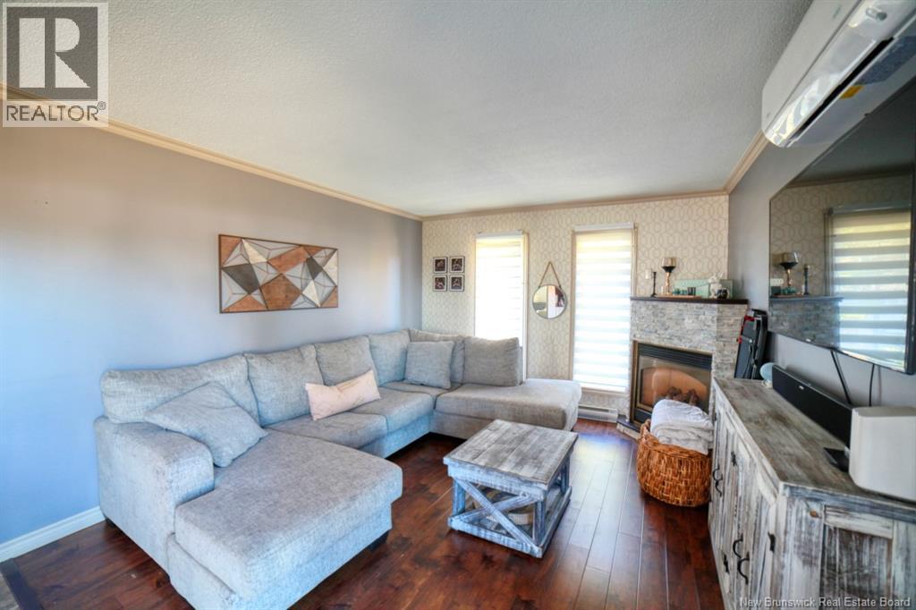 564 Principale, Beresford, New Brunswick  E8K 2A8 - Photo 11 - NB128449