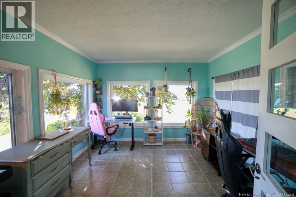 564 Principale, Beresford, New Brunswick  E8K 2A8 - Photo 13 - NB128449