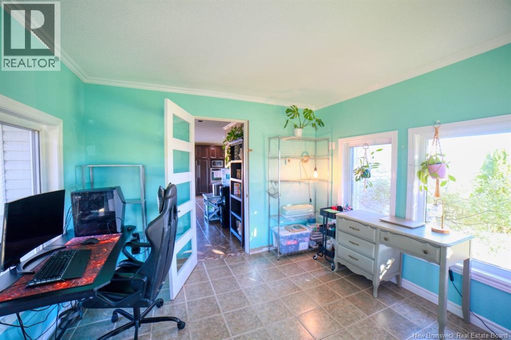 564 Principale, Beresford, New Brunswick  E8K 2A8 - Photo 14 - NB128449