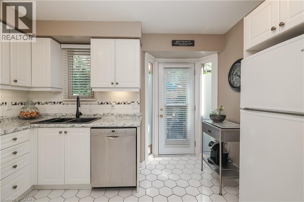 895 Maple Avenue Unit# 132, Burlington, Ontario  L7S 2H7 - Photo 7 - 40770752