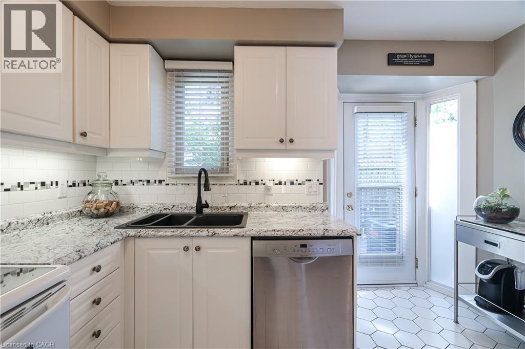 895 Maple Avenue Unit# 132, Burlington, Ontario  L7S 2H7 - Photo 9 - 40770752