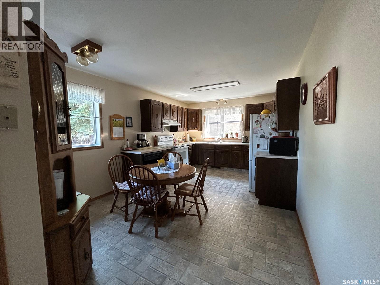 747 Golburn Crescent, Tisdale, Saskatchewan  S0E 1T0 - Photo 8 - SK008251