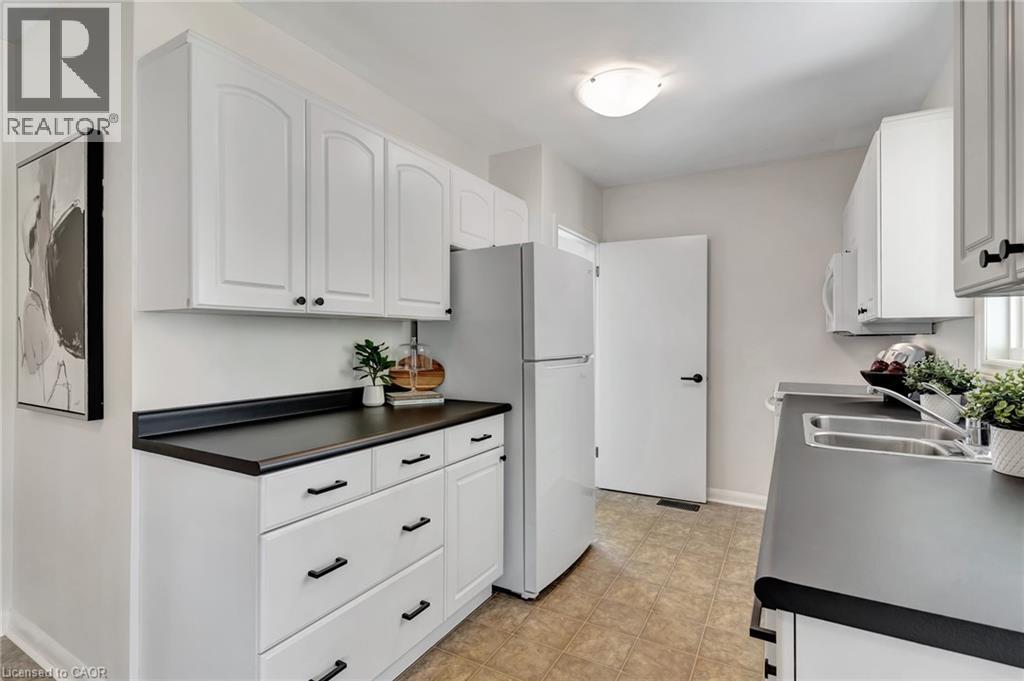 266 Franklin Street N, Kitchener, Ontario  N2A 1Y6 - Photo 12 - 40779980