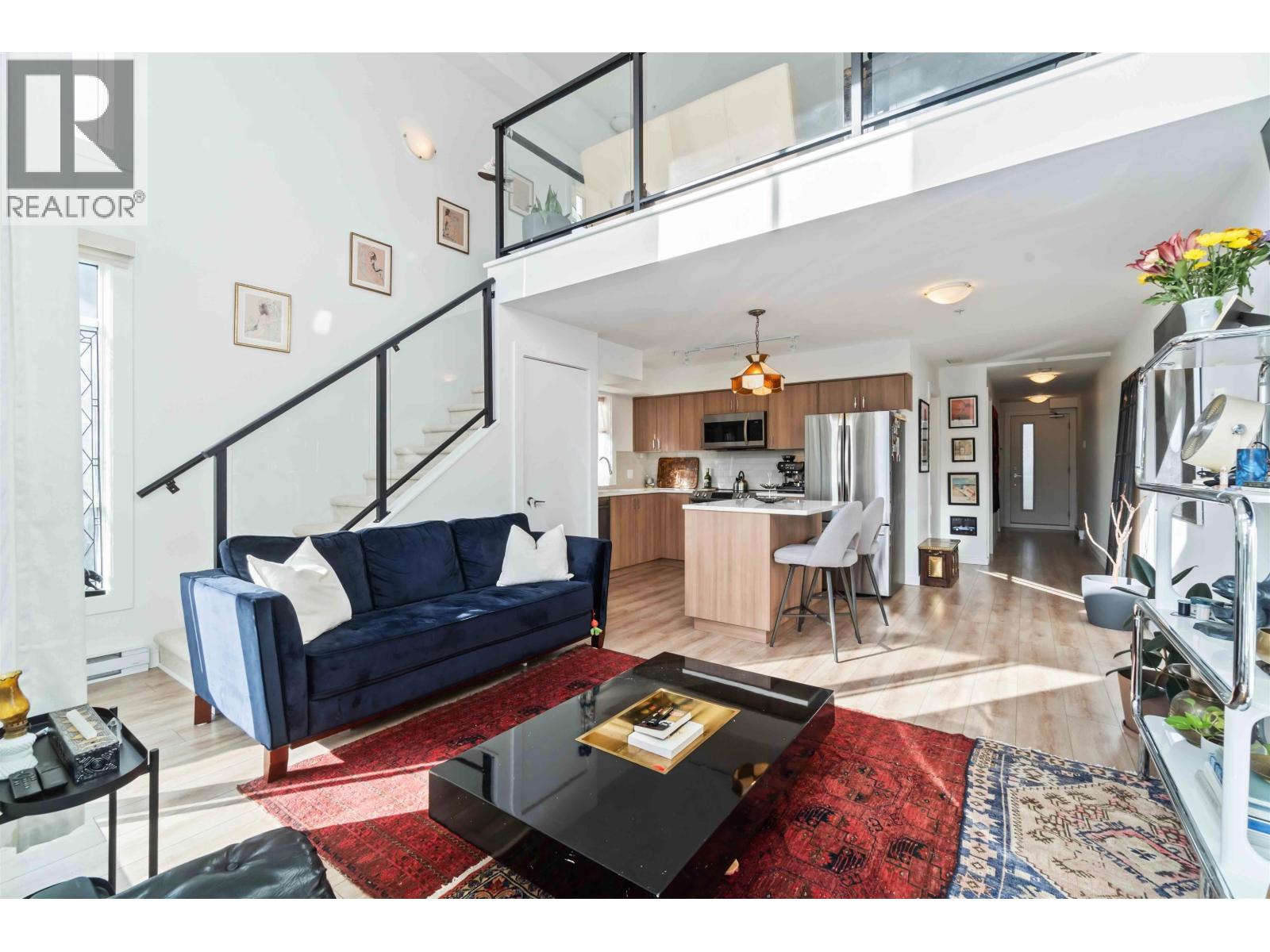 201 39771 Government Road, Squamish, British Columbia  V8B 0Z1 - Photo 4 - R3062871